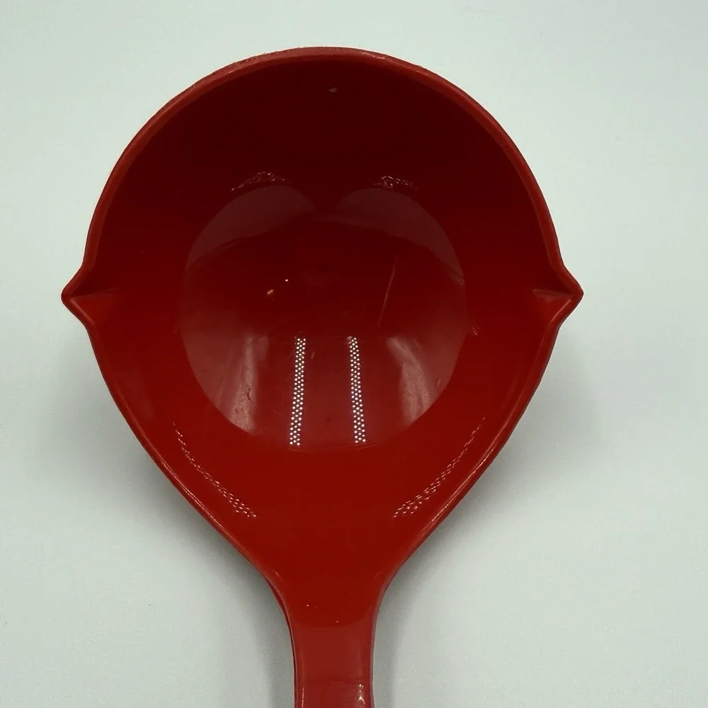 Vintage EKCO Red Plastic Soup‎ Ladle USA Made Mid Century Kitchen Utensil